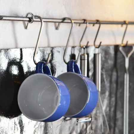 Stylish Getaway With Secluded Patio In Lava *